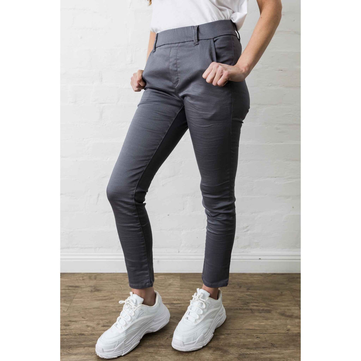 Bevy-Flog Dafna Pant | Light Grey Spot