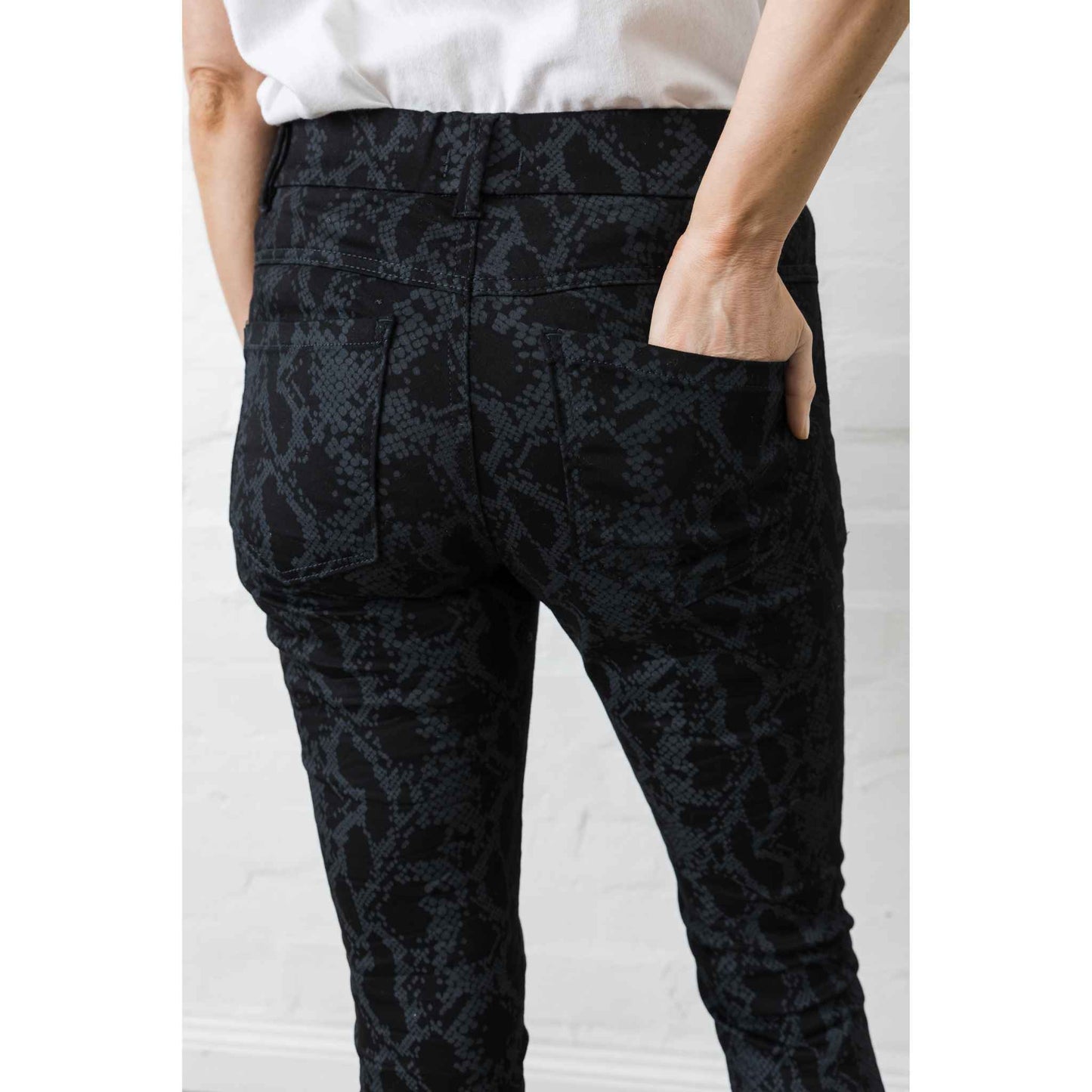 Bevy-Flog Liron Pant | Black Python