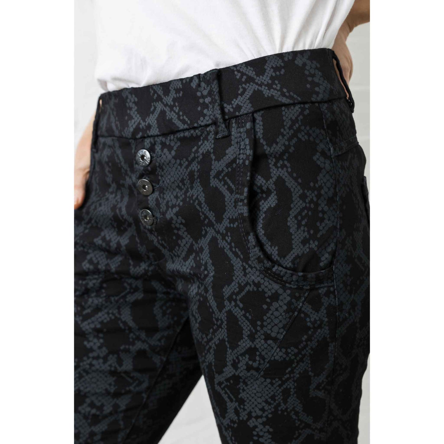 Bevy-Flog Liron Pant | Black Python