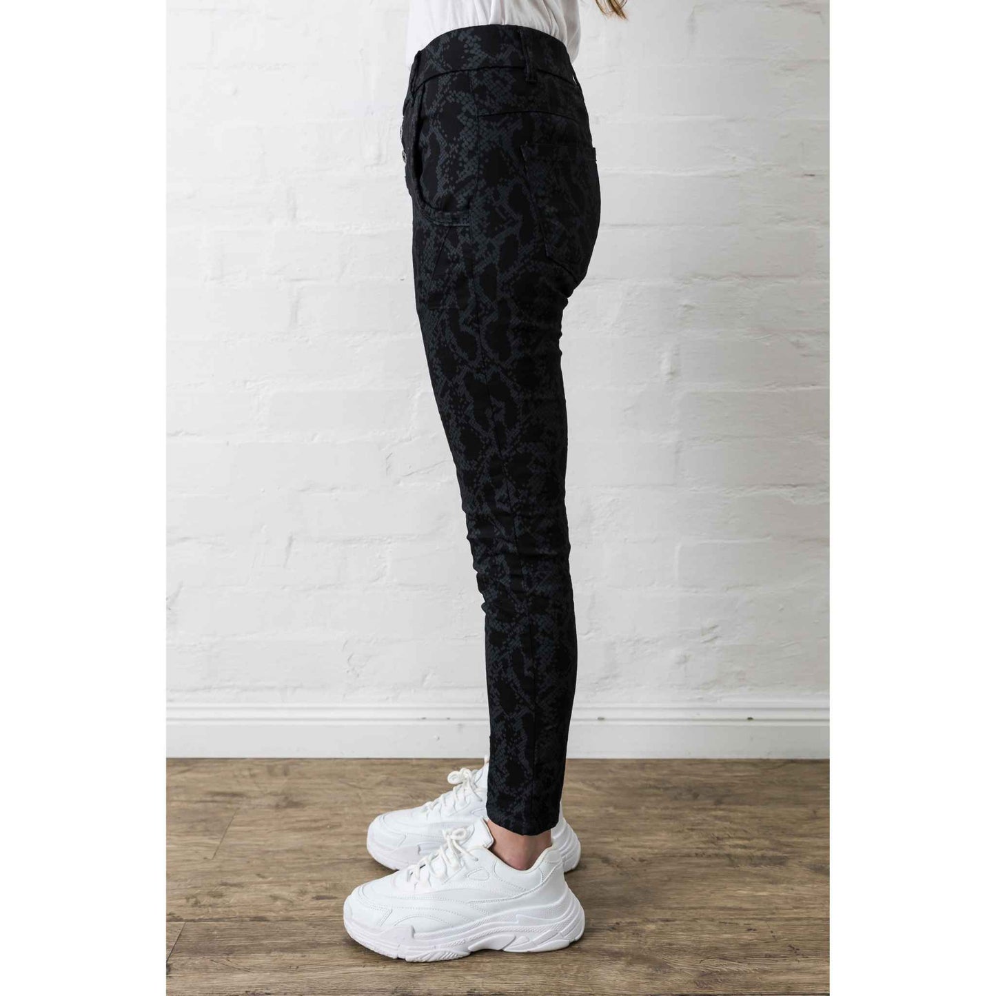 Bevy-Flog Liron Pant | Black Python