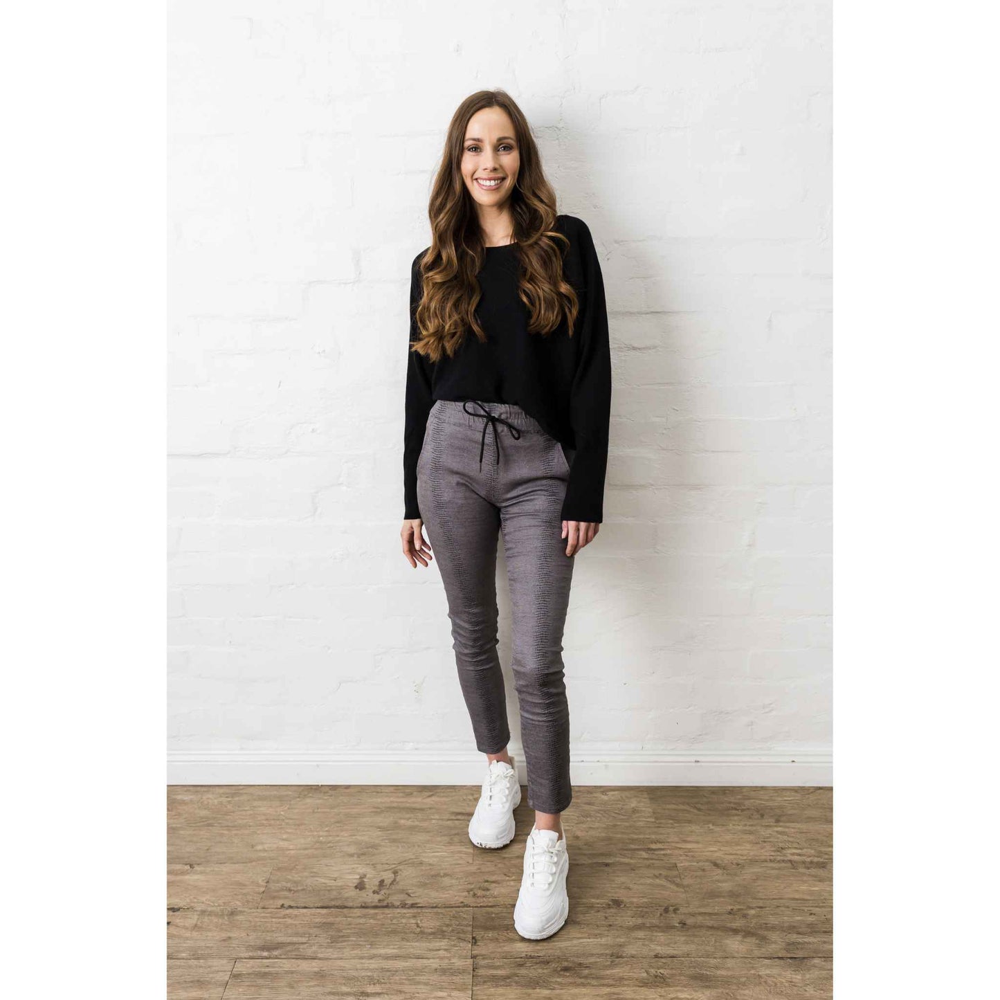 Bevy-Flog Shely Pant | Grey Snake